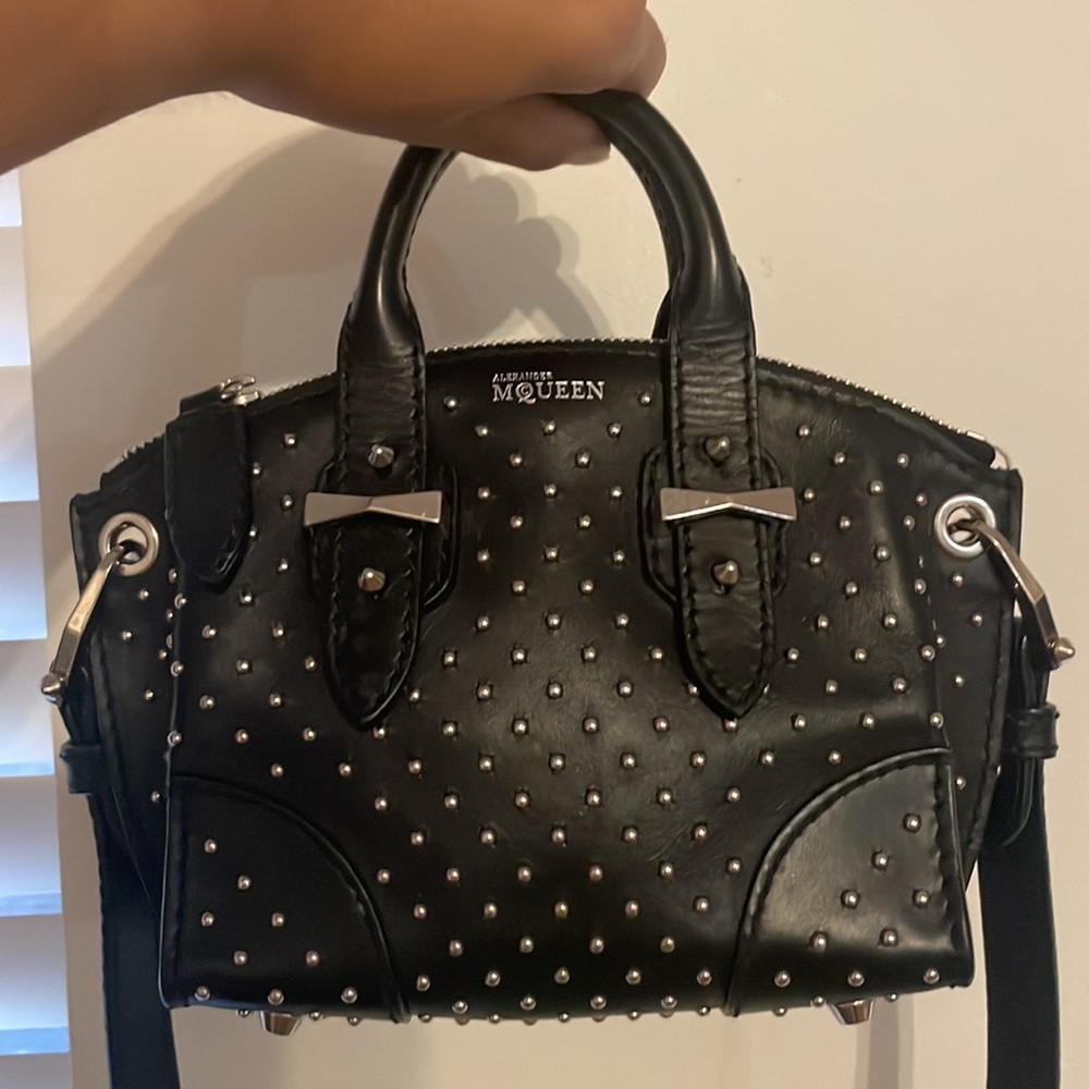Alexander McQueen Women's Black Mini Legend Leather Crossbody Bag top handle - Picture 2 of 3